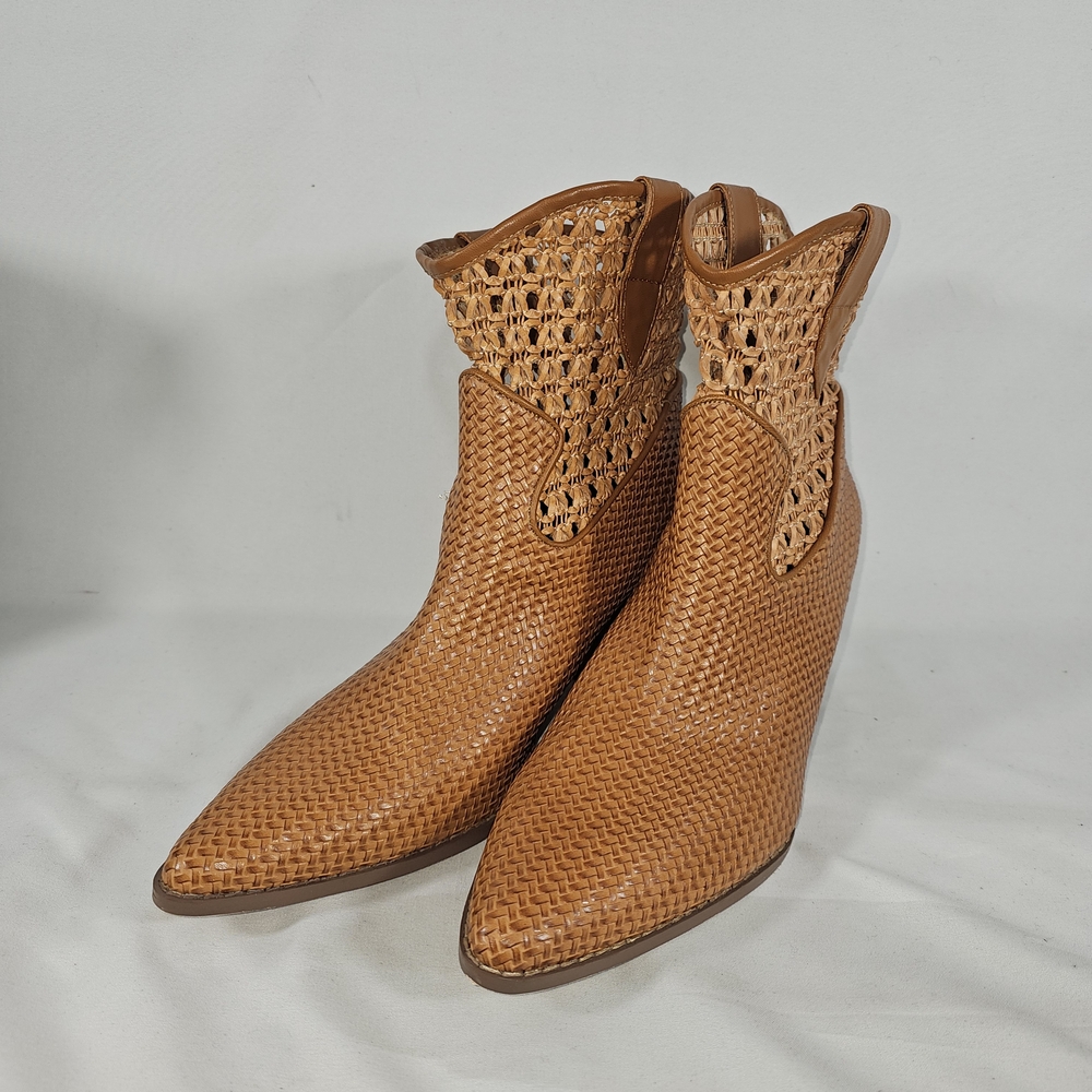 Coconuts by Matisse Woven Brown Ankle Booties